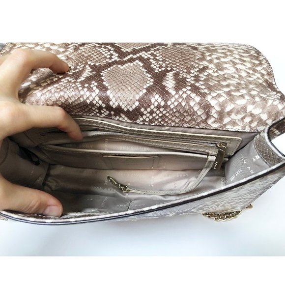 DKNY beige python leather crossbody bag, medium size snake print chain purse - Picture 10 of 12